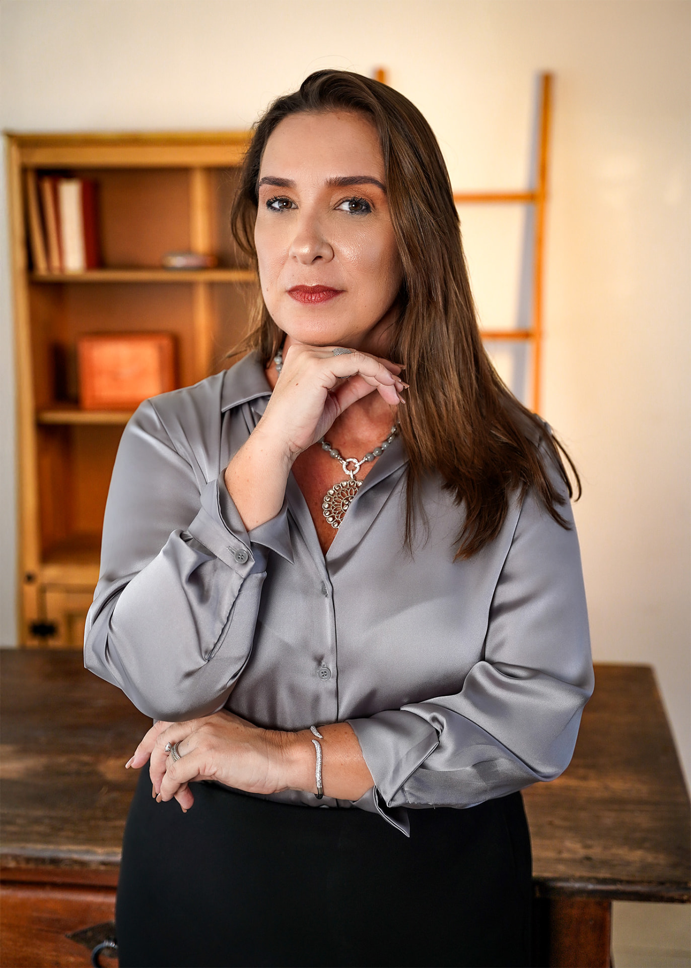 Retrato de Luciana Cibreiros, sócia e CEO da Brasil Por Elas
